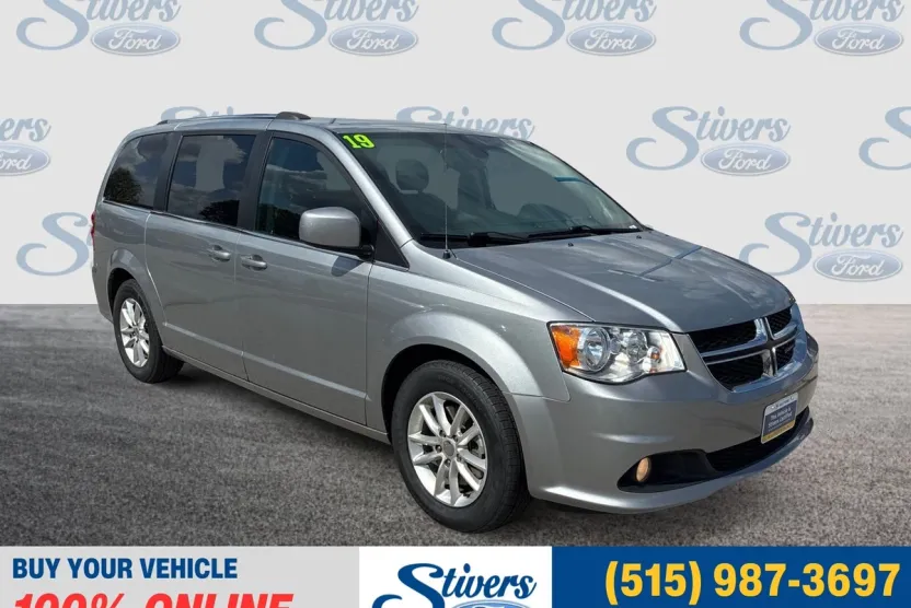 2019 Dodge Grand Caravan SXT photo 1