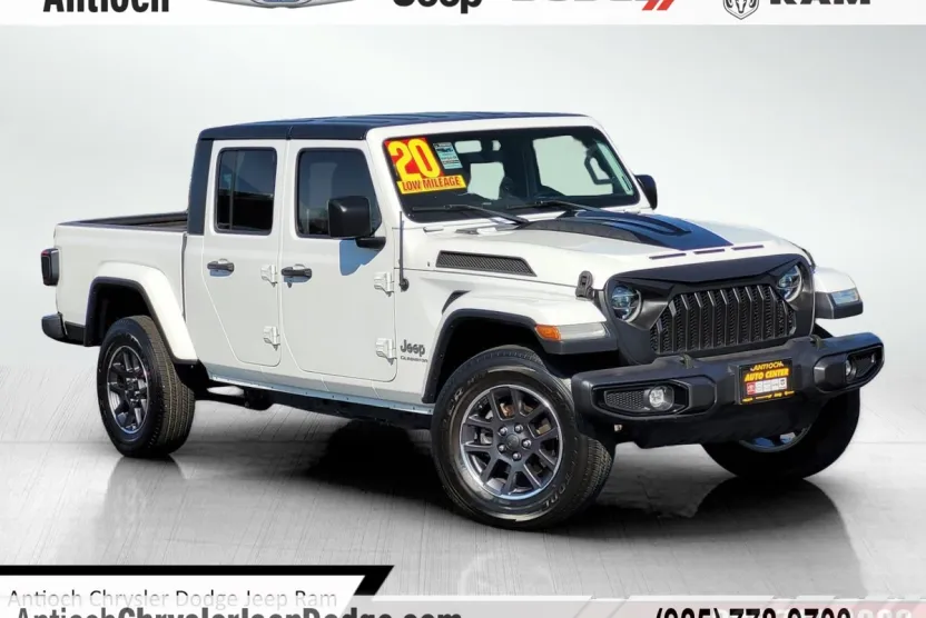 2020 Jeep Gladiator Overland photo 1