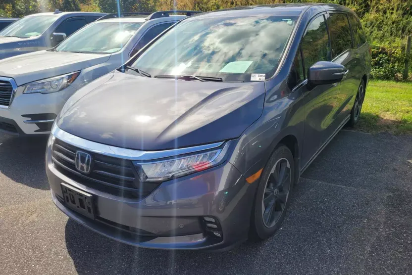 2023 Honda Odyssey Elite photo 1