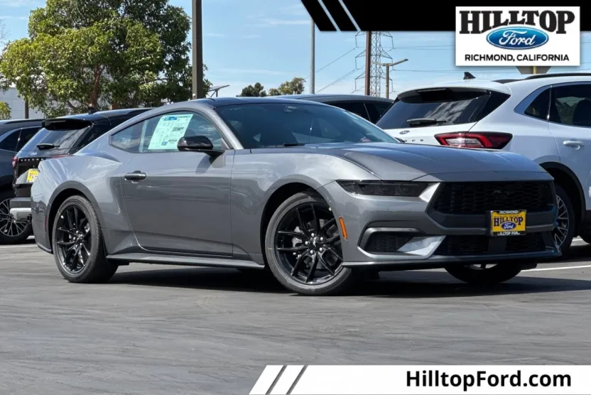 2025 Ford Mustang EcoBoost photo 1