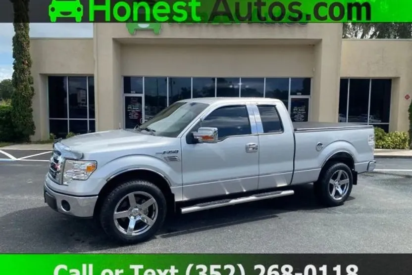2010 Toyota Sequoia photo 1
