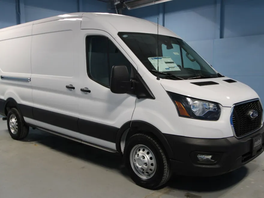 2025 Ford Transit photo 1