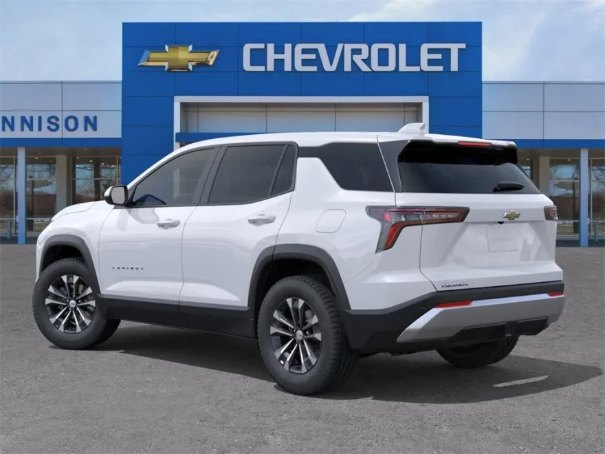 2026 Chevrolet Equinox LT photo 1