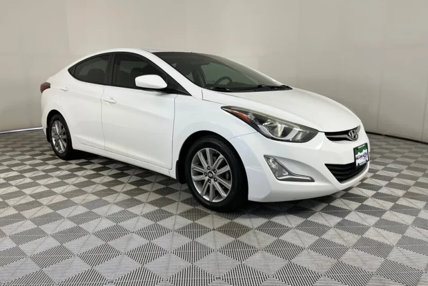 2016 Hyundai Elantra SE photo 1