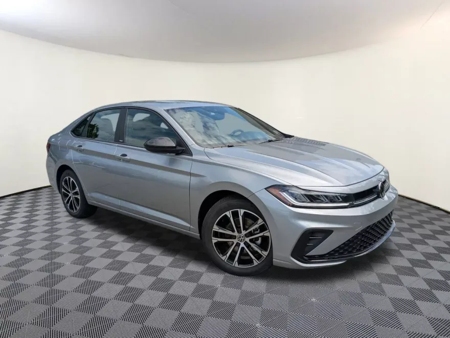 2025 Volkswagen Jetta 1.5T Sport photo 1
