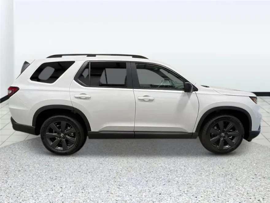 2025 Honda Pilot Sport photo 1