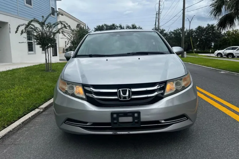 2015 Honda Odyssey EX-L photo 1