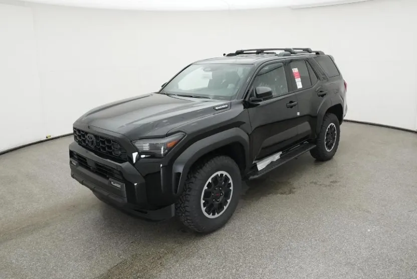 2025 Toyota 4Runner TRD Off-Road photo 1