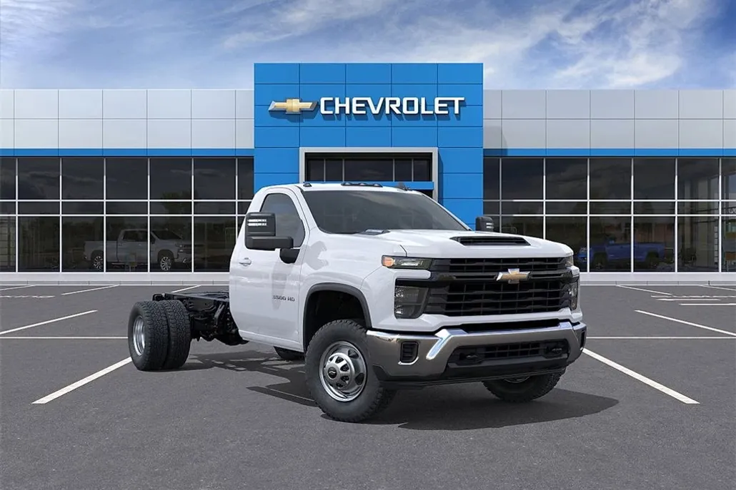 2025 Chevrolet Silverado 3500HD Work Truck photo 1