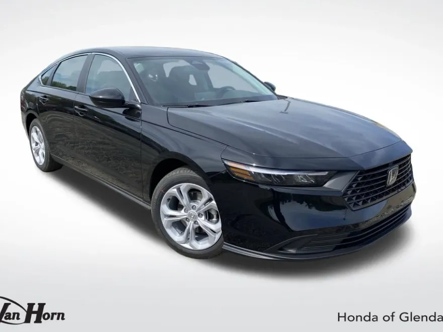 2025 Honda Accord LX photo 1