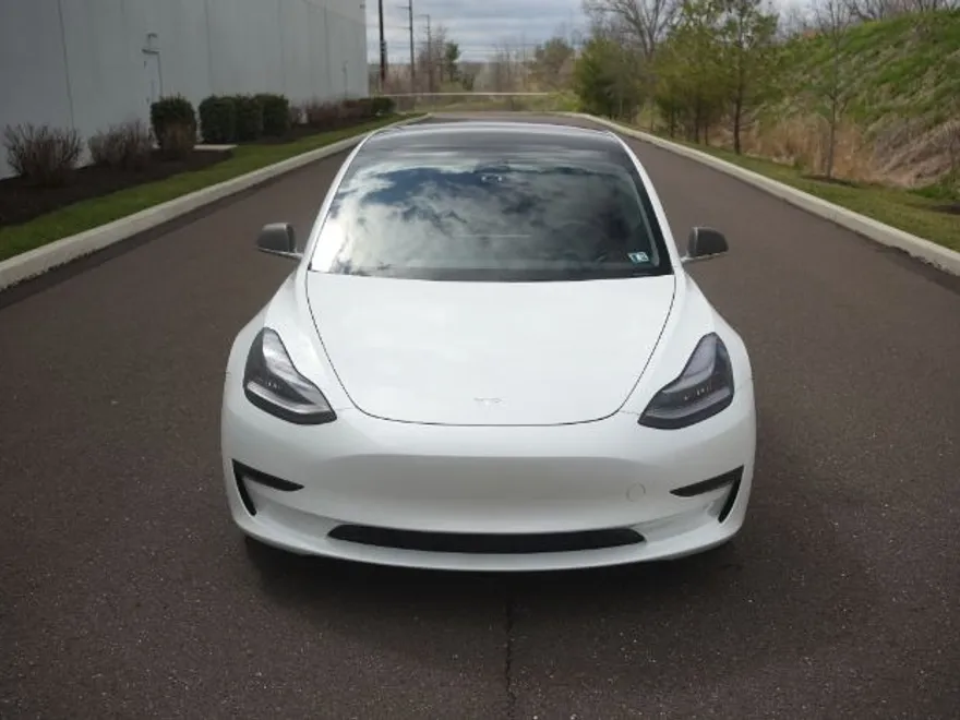 2020 Tesla Model 3 Performance photo 10
