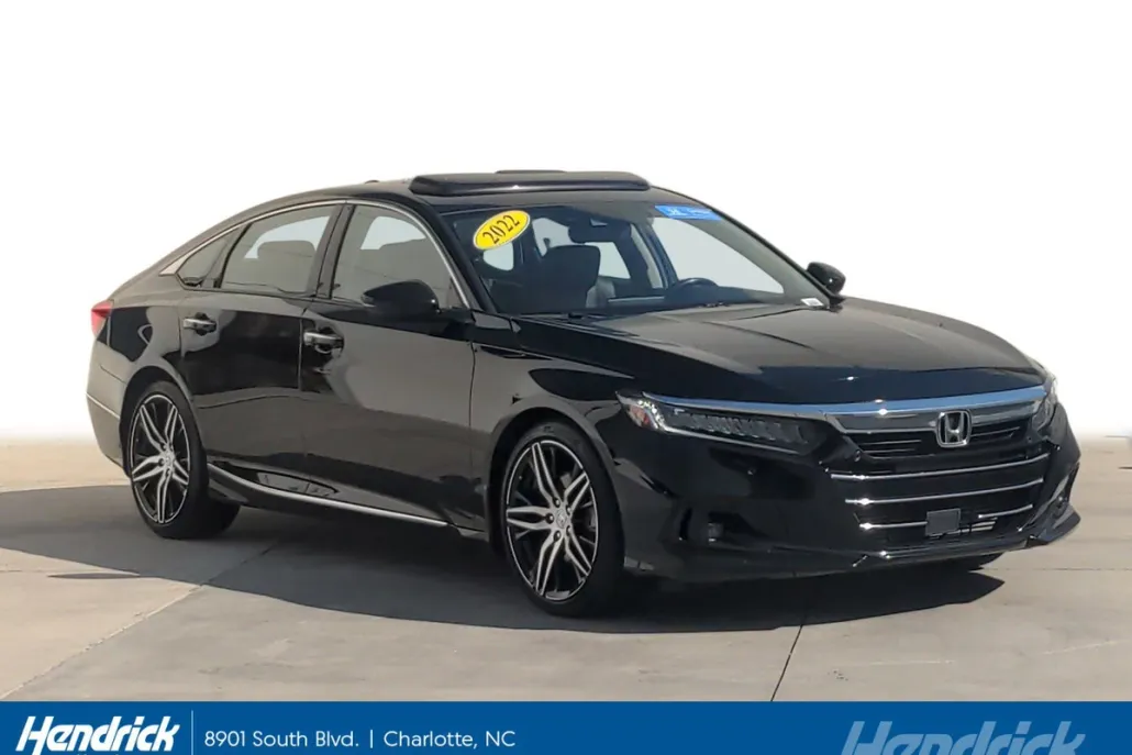 2022 Honda Accord 2.0T Touring photo 1