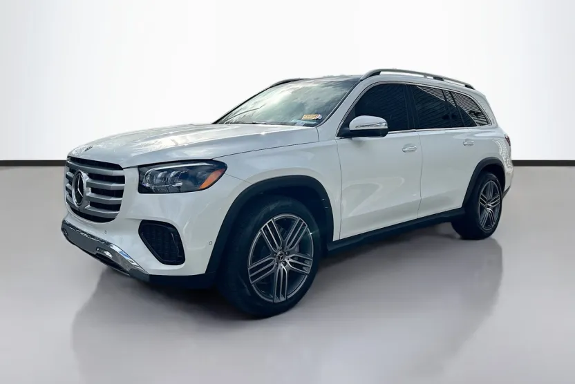 2024 Mercedes Benz GLS 450 4MATIC photo 1