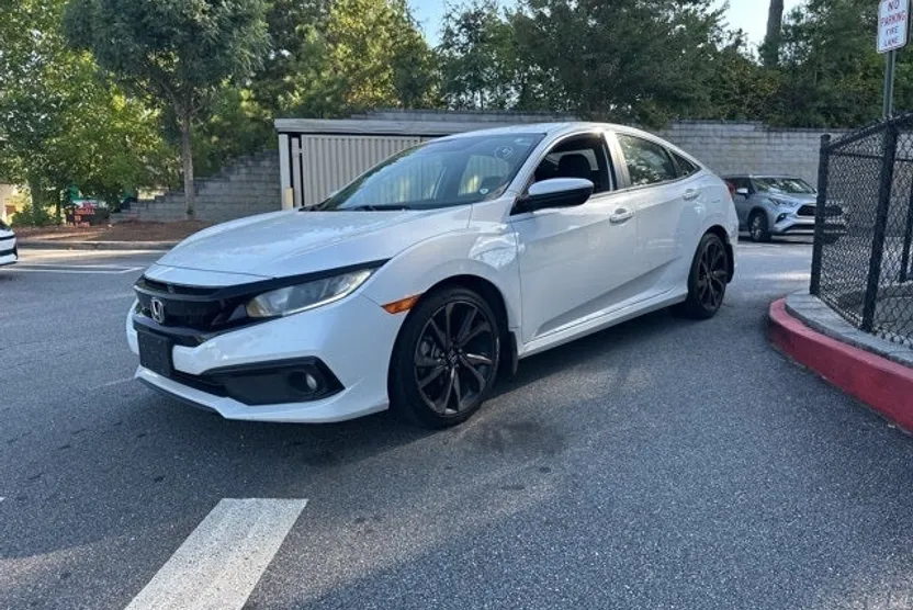 2019 Honda Civic Sport photo 1