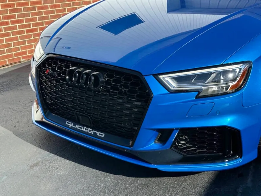 2018 Audi RS 3 Base photo 1