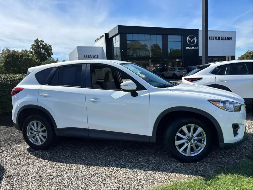 2016 Mazda CX-5 Touring photo 1