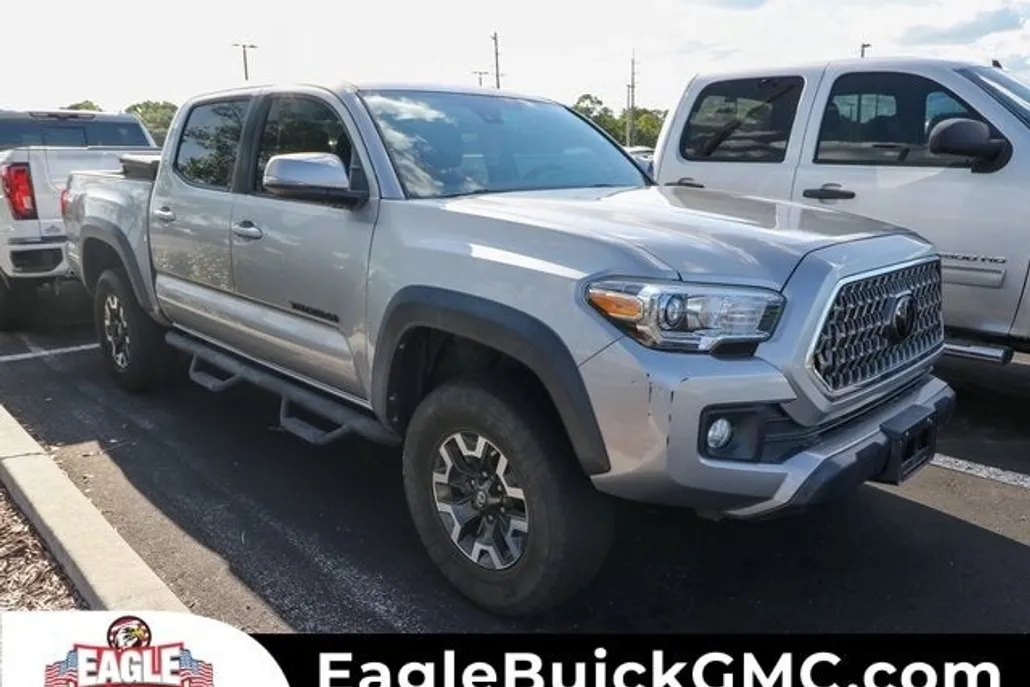 2019 Toyota Tacoma SR5 photo 1