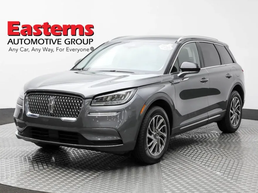 2021 Lincoln Corsair Standard photo 1
