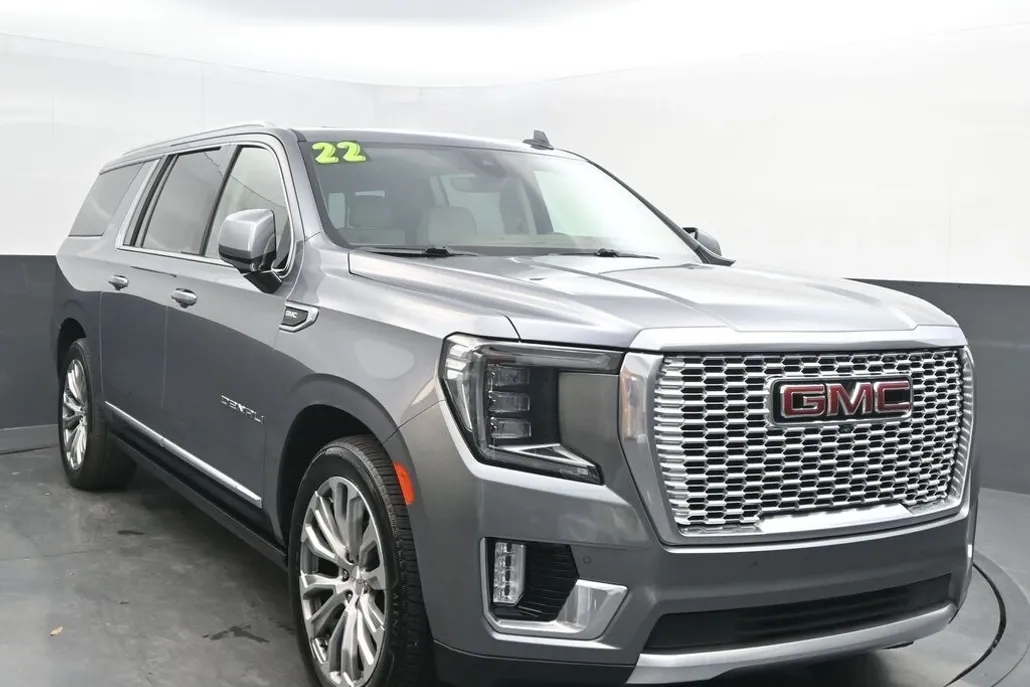 2022 Gmc Yukon XL Denali photo 1