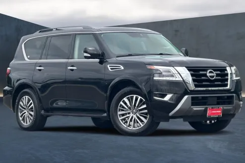 2023 Nissan Armada SL photo 2