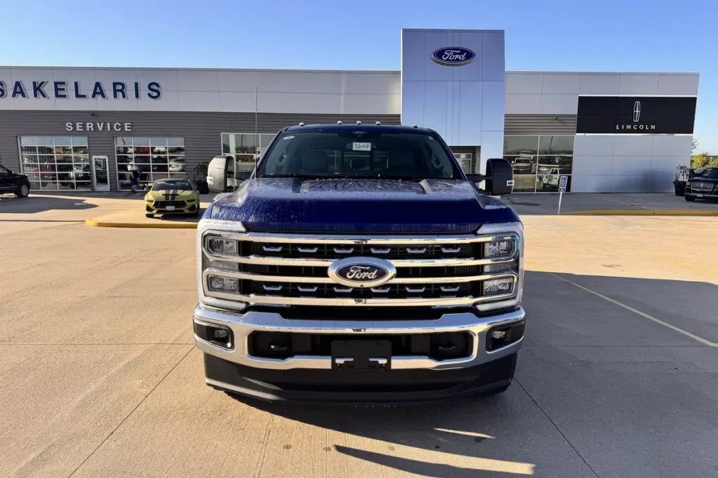 2026 Ford F-350 XLT photo 1