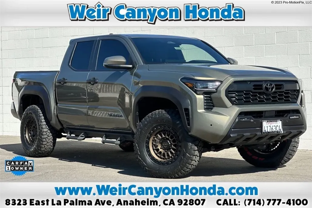 2024 Toyota Tacoma TRD Off-Road photo 1