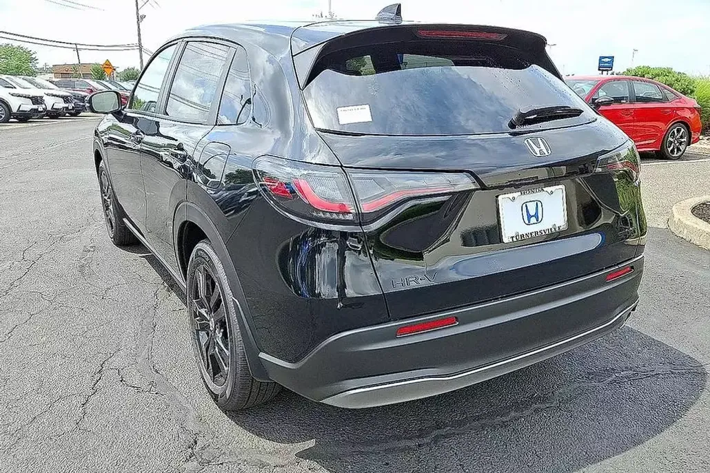 2026 Honda HR-V Sport photo 1