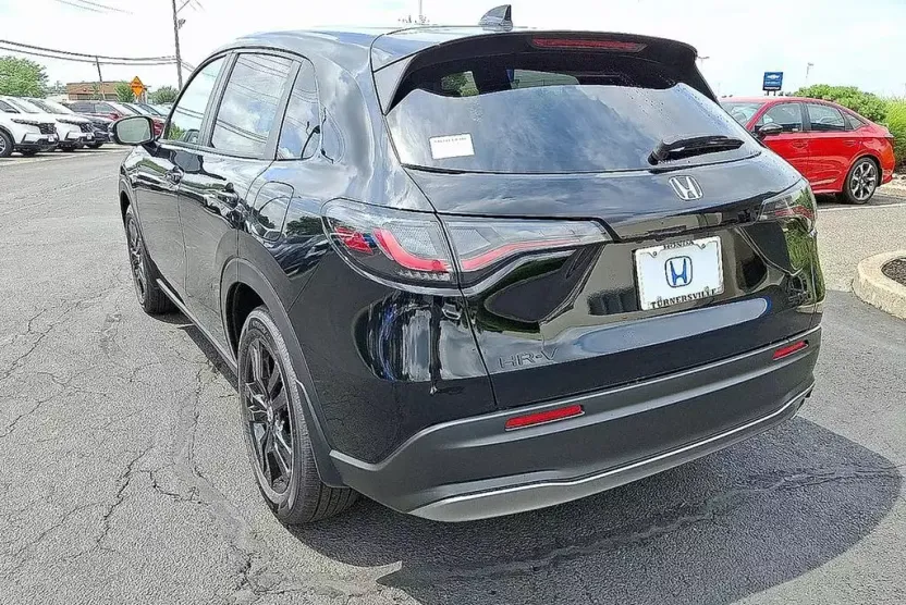 2026 Honda HR-V Sport photo 1