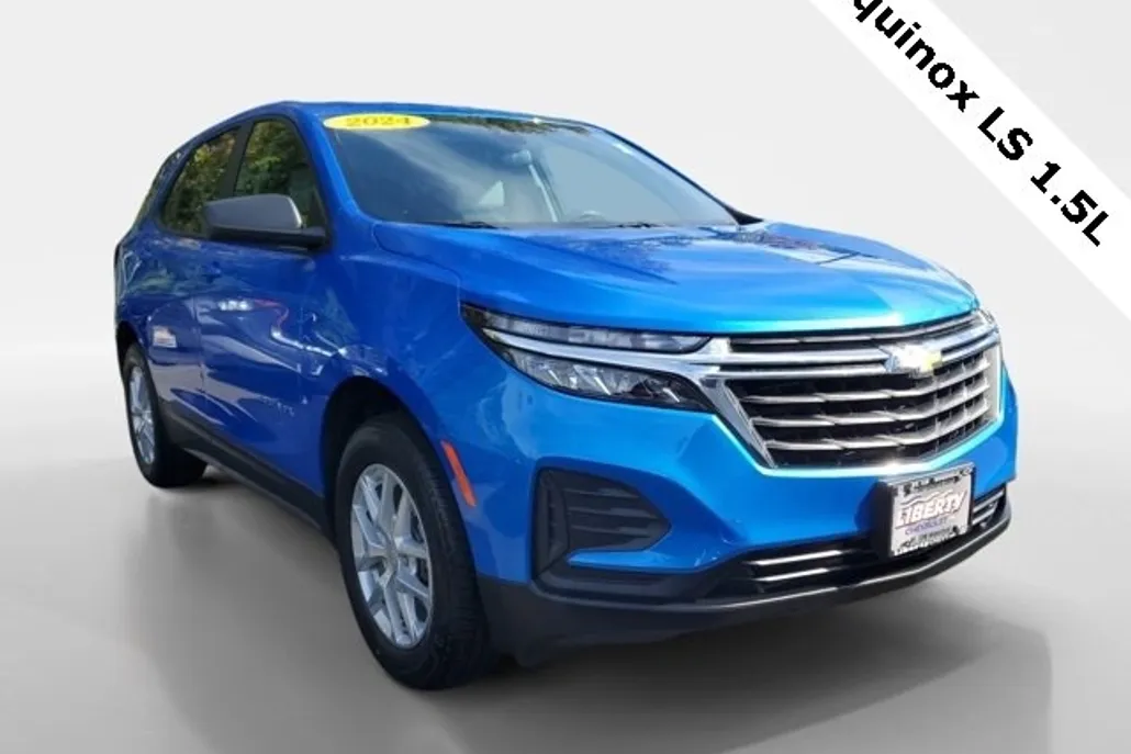 2024 Chevrolet Equinox LS photo 1