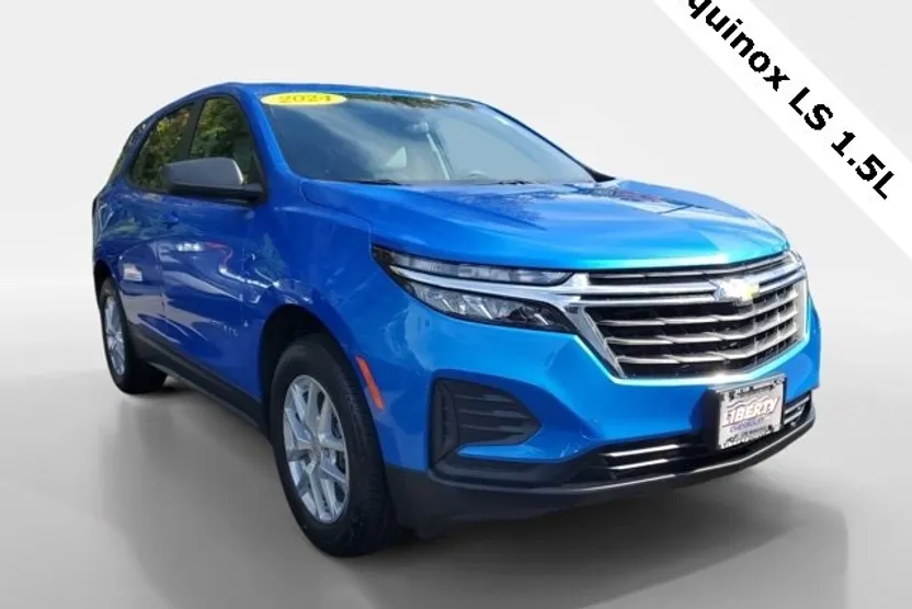 2024 Chevrolet Equinox LS photo 1