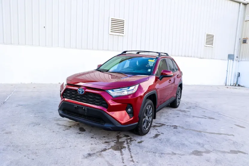 2023 Toyota RAV4 Hybrid XLE Premium photo 1