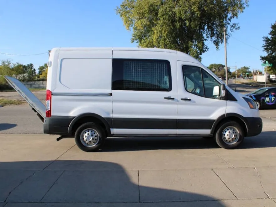 2020 Ford Transit Cargo Van photo 1