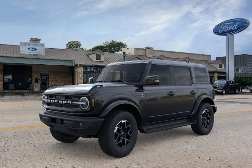 2025 Ford Bronco Outer Banks photo 1