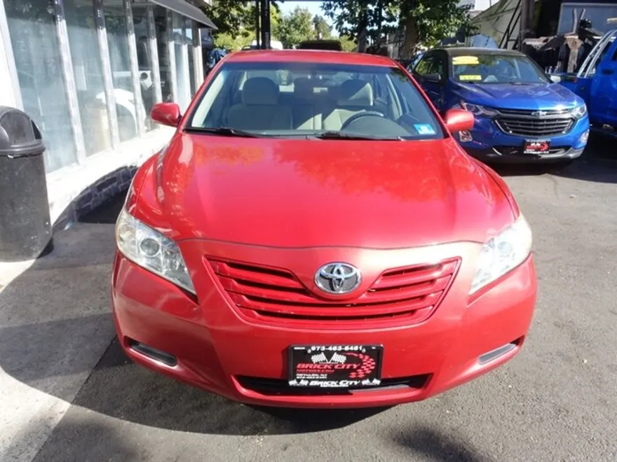 2008 Toyota Camry LE photo 1