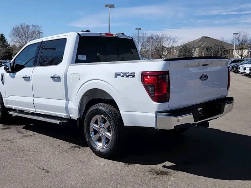2025 Ford F-150 XLT photo 1