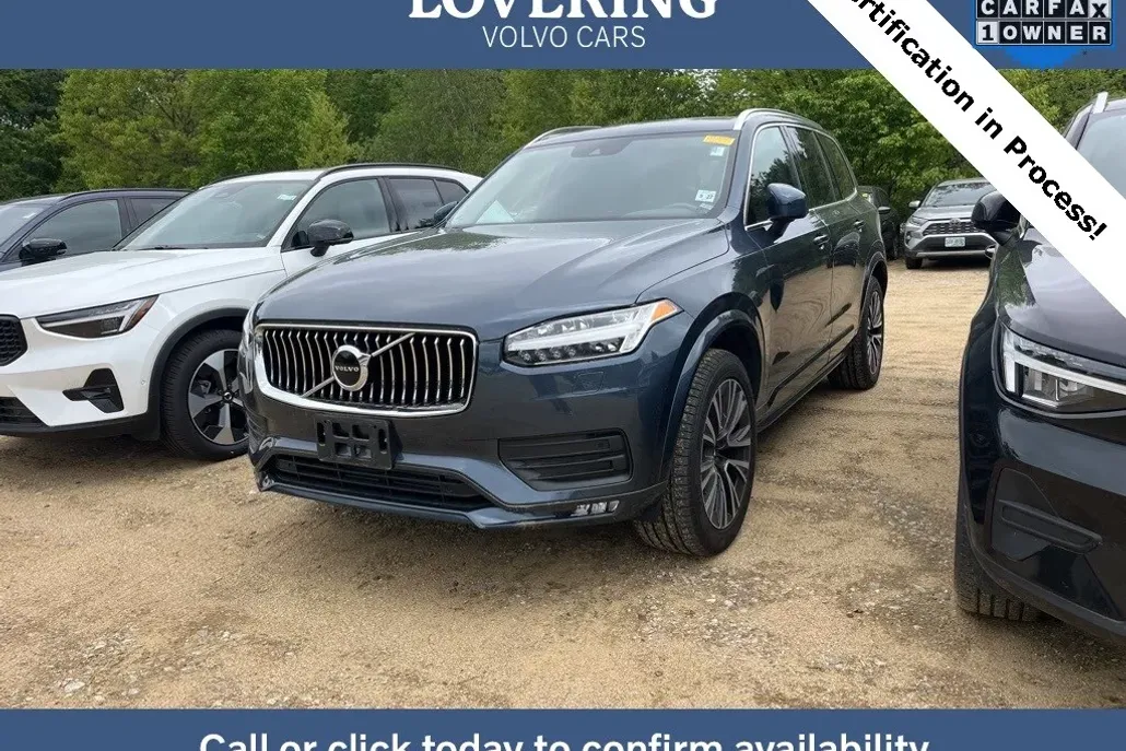 2022 Volvo XC90 T6 Momentum photo 1
