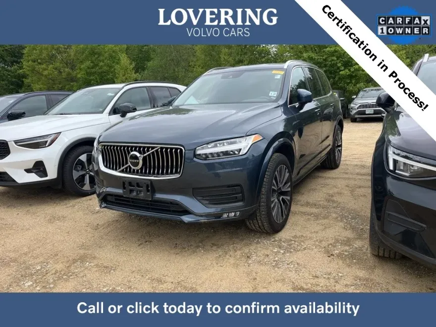 2022 Volvo XC90 T6 Momentum photo 1