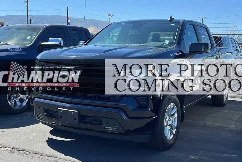 2023 Chevrolet Silverado 1500 RST photo 1