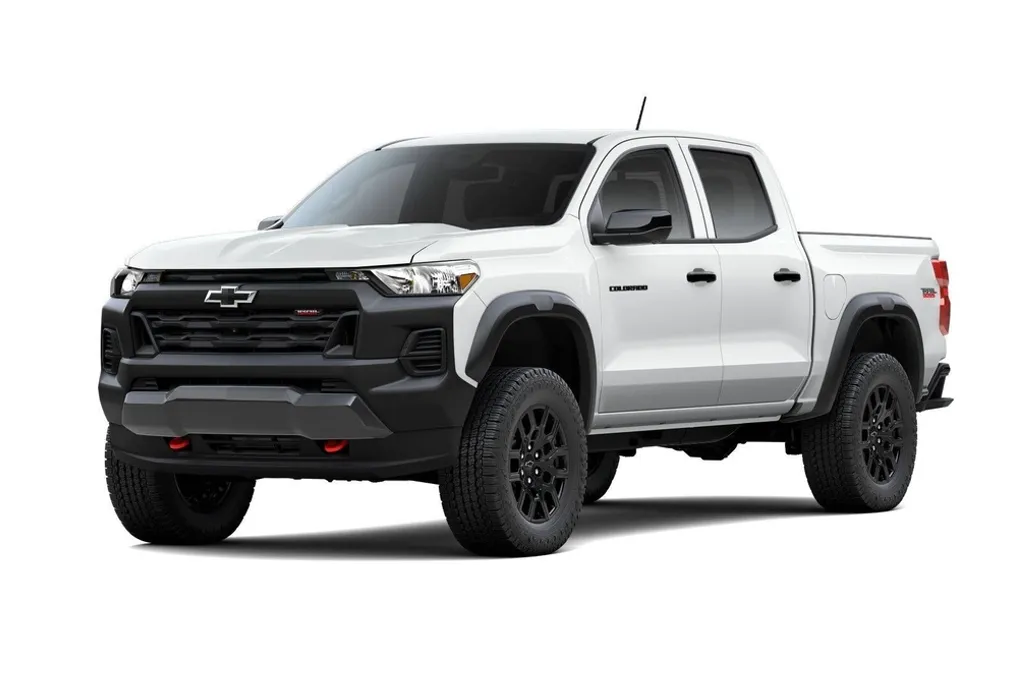 2025 Chevrolet Colorado Trail Boss photo 1