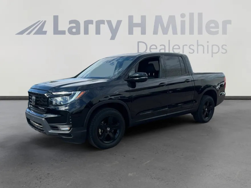 2021 Honda Ridgeline Black Edition photo 1