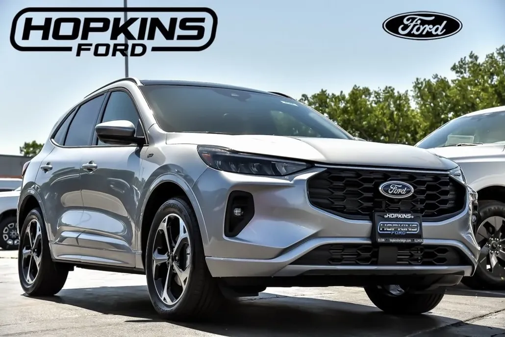 2024 Ford Escape ST-Line Select photo 1