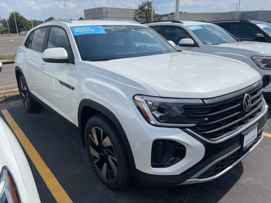 2026 Volkswagen Atlas Cross Sport SE Technology photo 1