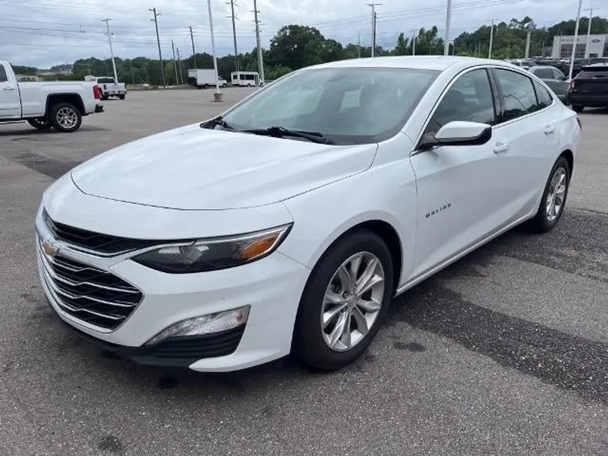 2022 Chevrolet Malibu 1LT photo 1