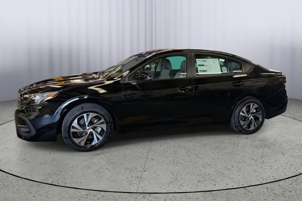 2025 Subaru Legacy Premium photo 1