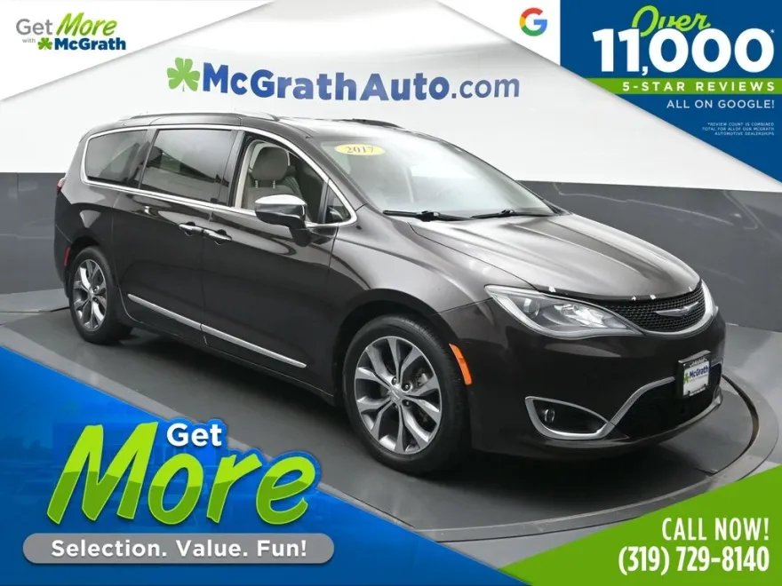 2017 Chrysler Pacifica Limited photo 1