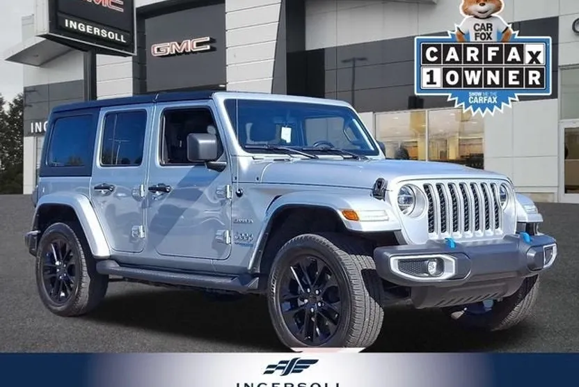 2022 Jeep Wrangler 4xe Unlimited Sahara photo 1