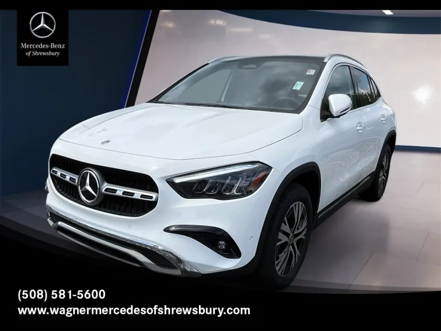 2026 Mercedes Benz GLA 250 4MATIC photo 1