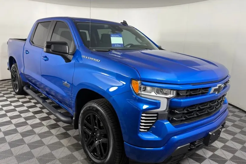 2023 Chevrolet Silverado 1500 RST photo 1