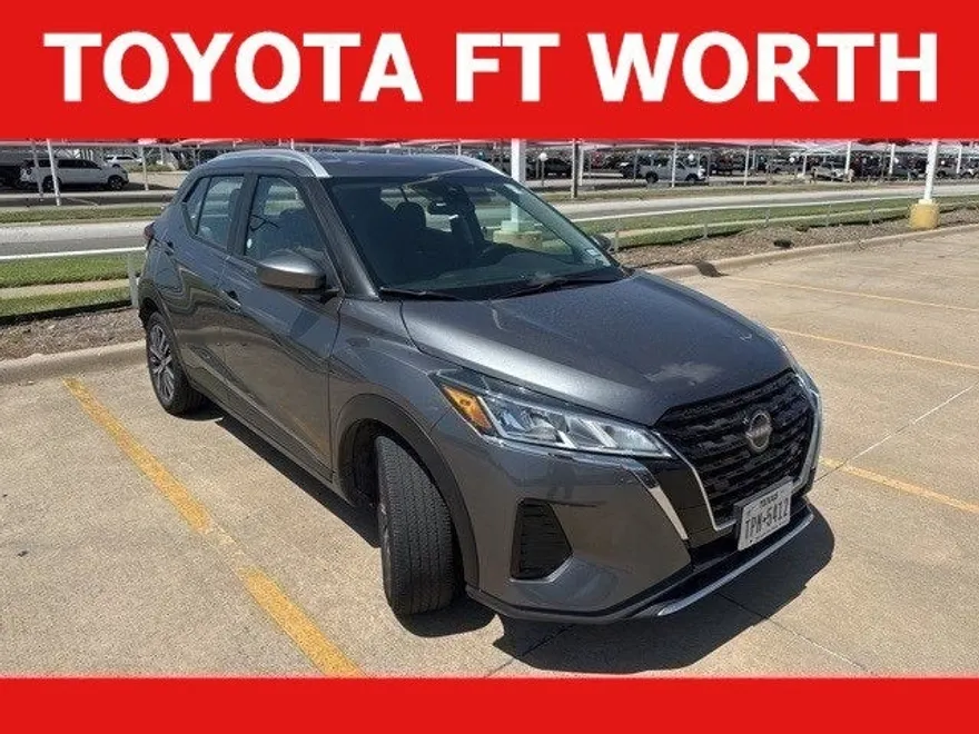 2024 Nissan Kicks SV photo 1