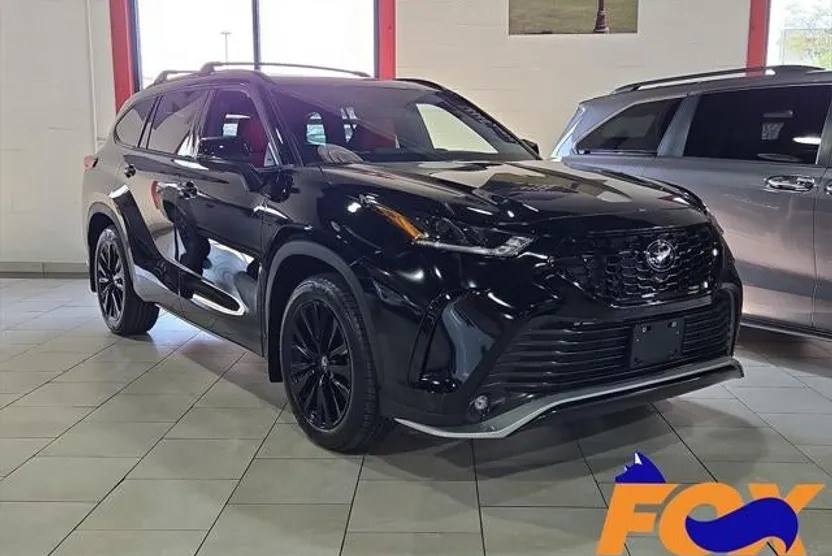 2024 Toyota Highlander XSE photo 1